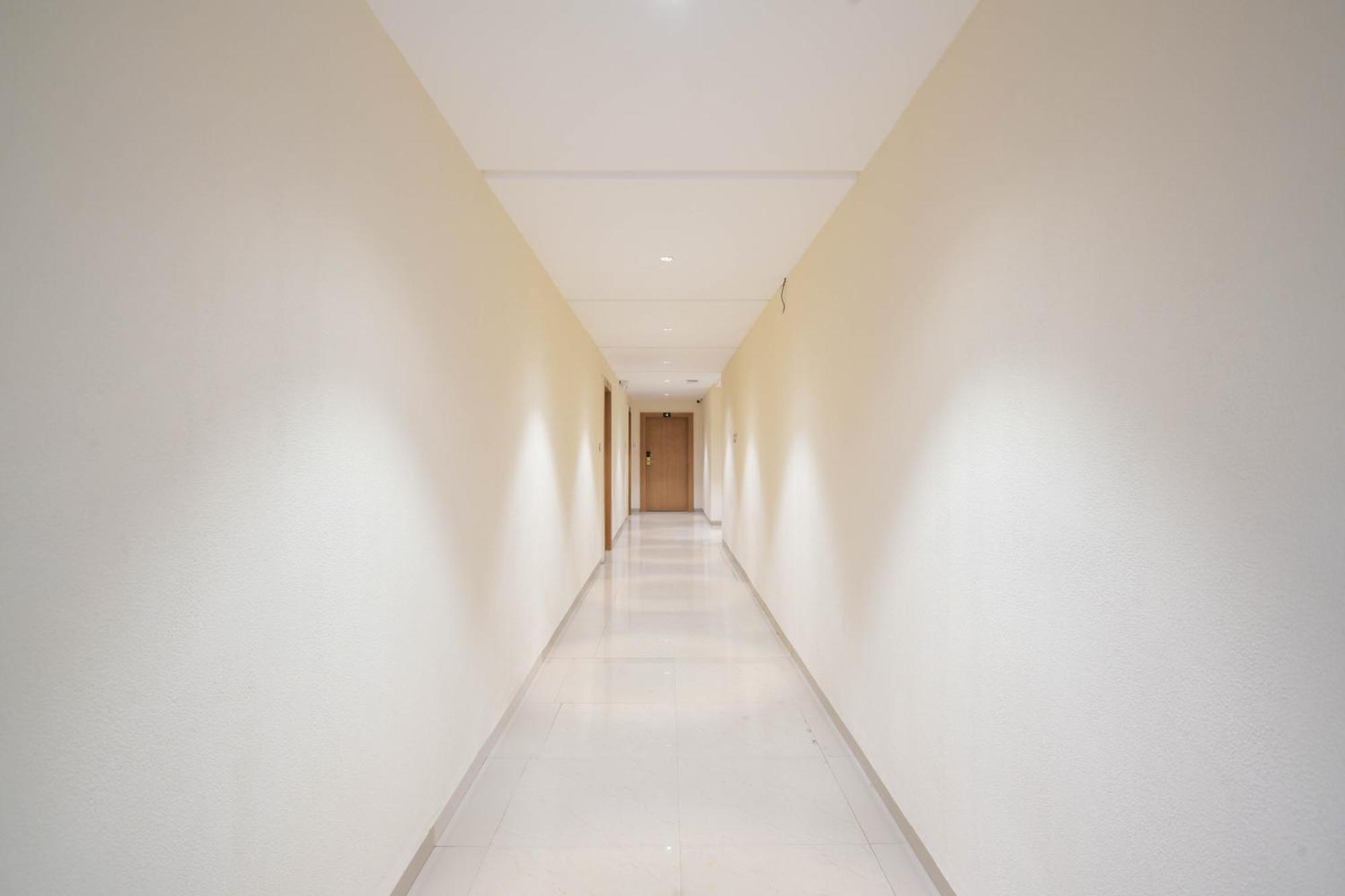 Hotel Shivlok Ujjain Bagian luar foto